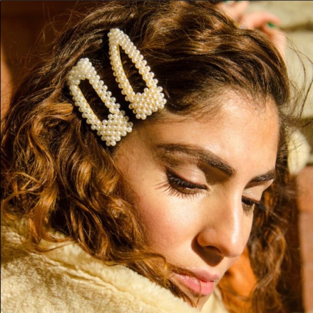 One Oversized hair pearl clip bar snap trendy - Picture 2 of 3
